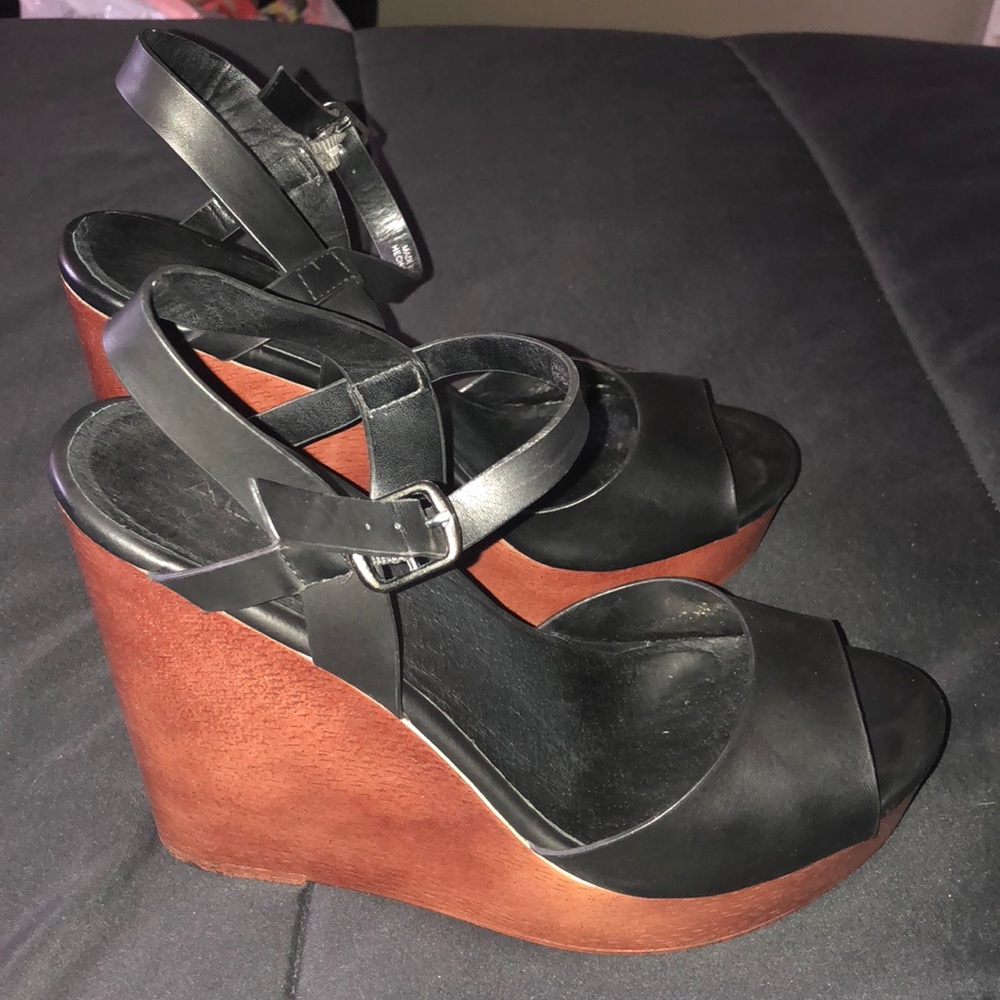 Aldo wedges